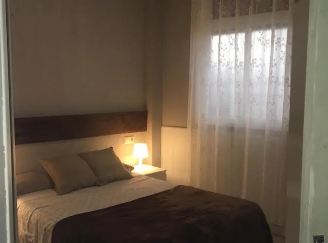 Apto Con Patio Y Barbacoa Bbq H De La Reina קורדובה