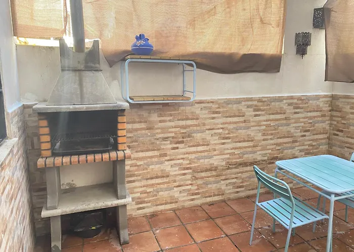 Apto Con Patio Y Barbacoa Bbq H De La Reina